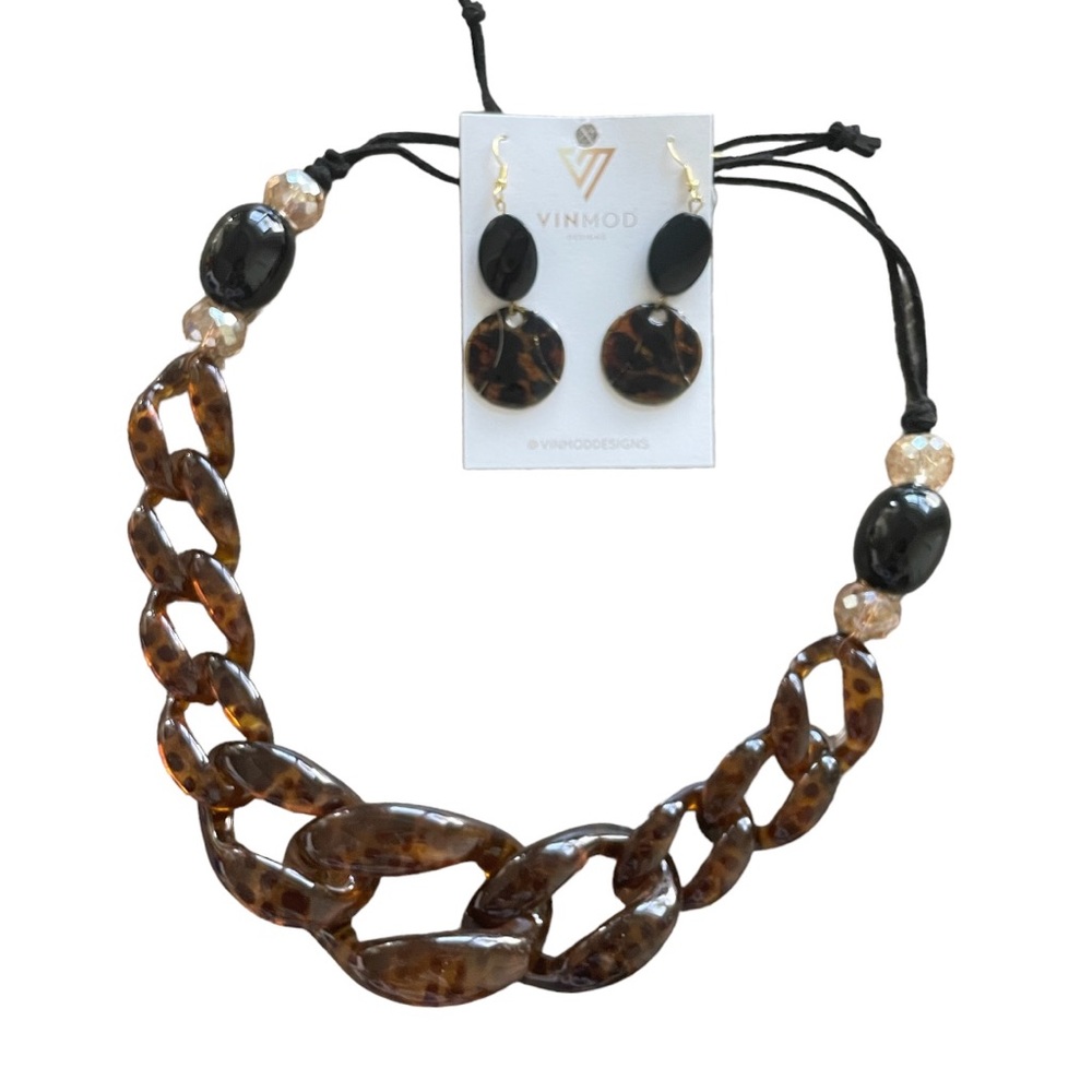 Vinmod Designs 17" - 26" Adjustable Statement Tor… - image 1